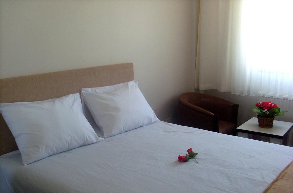 Butik Ertur Hotel Doğubayazıt Camera foto